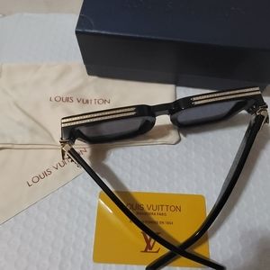 Millionaire glasses